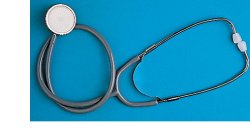 FONENDOSCOPIO LEGGERO PIATTO CON MEMBRABA ARCHETTO BIAURICOLARE PER AUSCULTAZIONE CON MOLLA ESTERNA - Pharmaleader