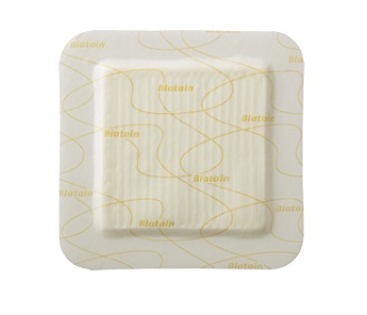MEDICAZIONE BIATAIN IN SCHIUMA DI POLIURETANO CON BORDO ADESIVO IN SILICONE 10X10 CM 10 PEZZI - Pharmaleader
